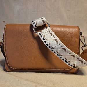 JenCo. Guitar Strap Brown Crossbody Bag